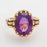 Damenring mit ovalem Amethyst, GG 14K, Ringgröße 52/53, Handarbeit * Leg. 585/000 * Gew. 6,7 g