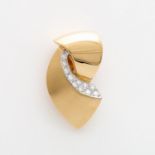 Goldanhänger mit Diamanten, 11 Brillanten von zus. ca. 0,50 ct. von sehr guter Farbe und Reinheit,
