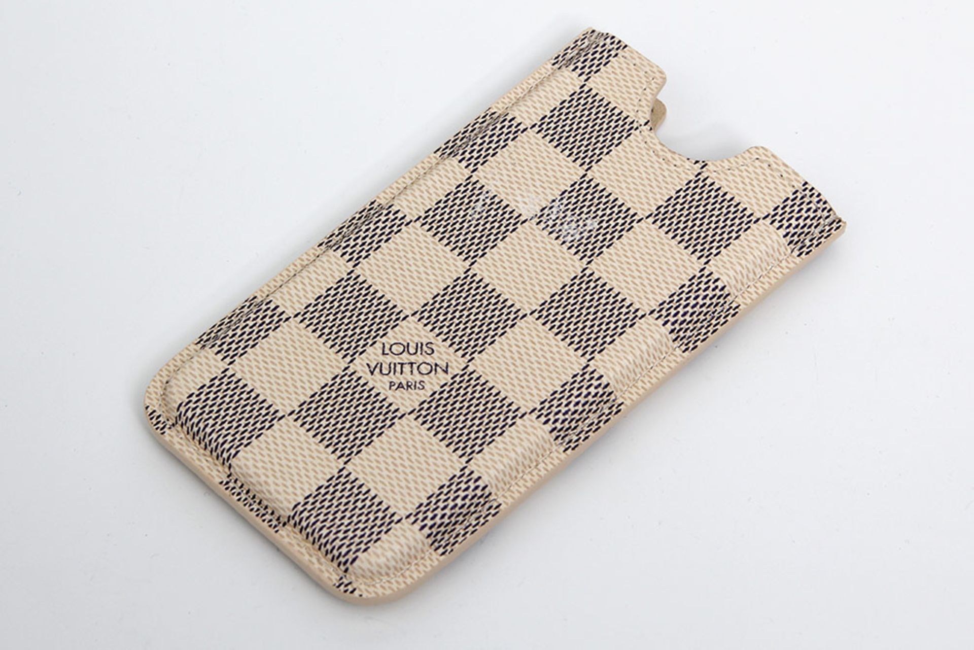 LOUIS VUITTON exklusive iPhone Hülle "HARDCASE", Koll. 2013. KP.: 220,-. GUTER ERHALT!! Damier