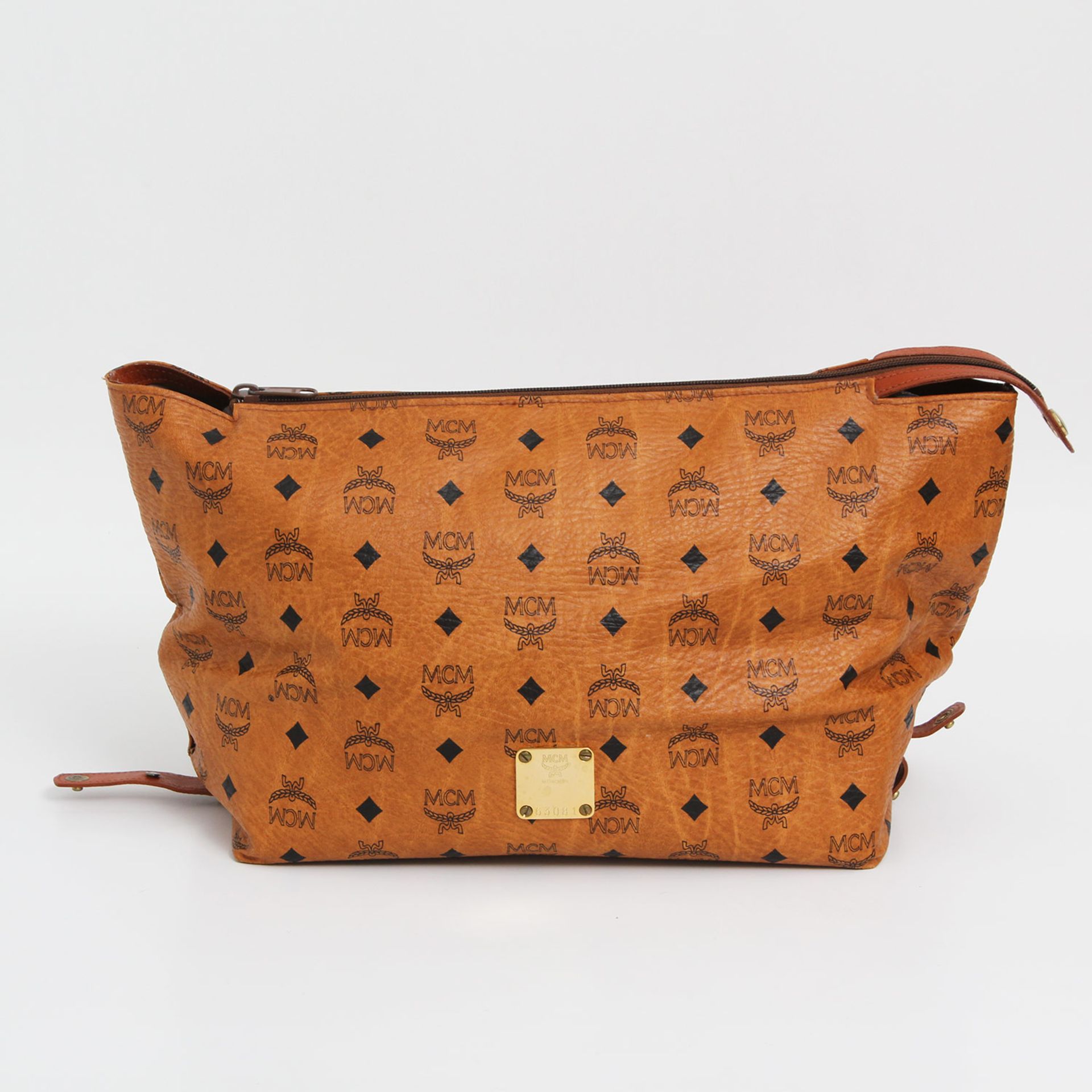 MCM VINTAGE großer Beauty Beutel. Heritage Design auf cognacfarbenem Grund, [...]