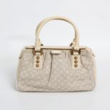 LOUIS VUITTON feine Henkeltasche "TRAPEZE PM MINI LIN", Koll. 2006. NP.: 830,-. Monogram Mini Lin