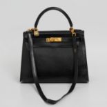 HERMÈS VINTAGE edle Henkeltasche "KELLY BAG 28", Koll. 1991. Akt. NP. ca.: 6.800,-. Box-Kalbsleder,