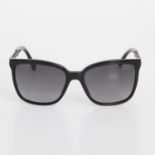 CHANEL hochaktuelle Sonnenbrille. NP ca.  400,-. UNGETRAGEN!! Schwarzes Kunsstoffgestell,