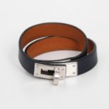 HERMÈS edles Wickelarmband "KELLY DOUBLE TOUR", Koll. 2014. Akt. NP.: 440,-. Nachtblaues und