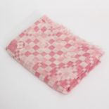 LOUIS VUITTON edles Foulard, NP: ca. 550.-, ca. 130x190cm; crème-rosé, Damiermuster mit Monogram,