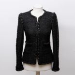 CHANEL exklusive Jacke, Größe ca.: 36. Koll. 2015, NP. ca.: 5.000,-. Bouclé, schwarz, kragenlos,