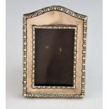 George V silver photograph frame with beaded border, maker's mark rubbed, Sheffield, 1918, 12.5cm