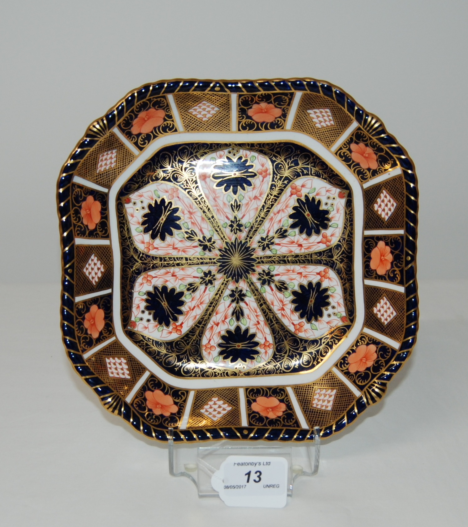 FIRST QUALITY ROYAL CROWN DERBY IMARI SQUARE FORM SHALLOW DISH WITH YEAR CYPHER FOR 1926,