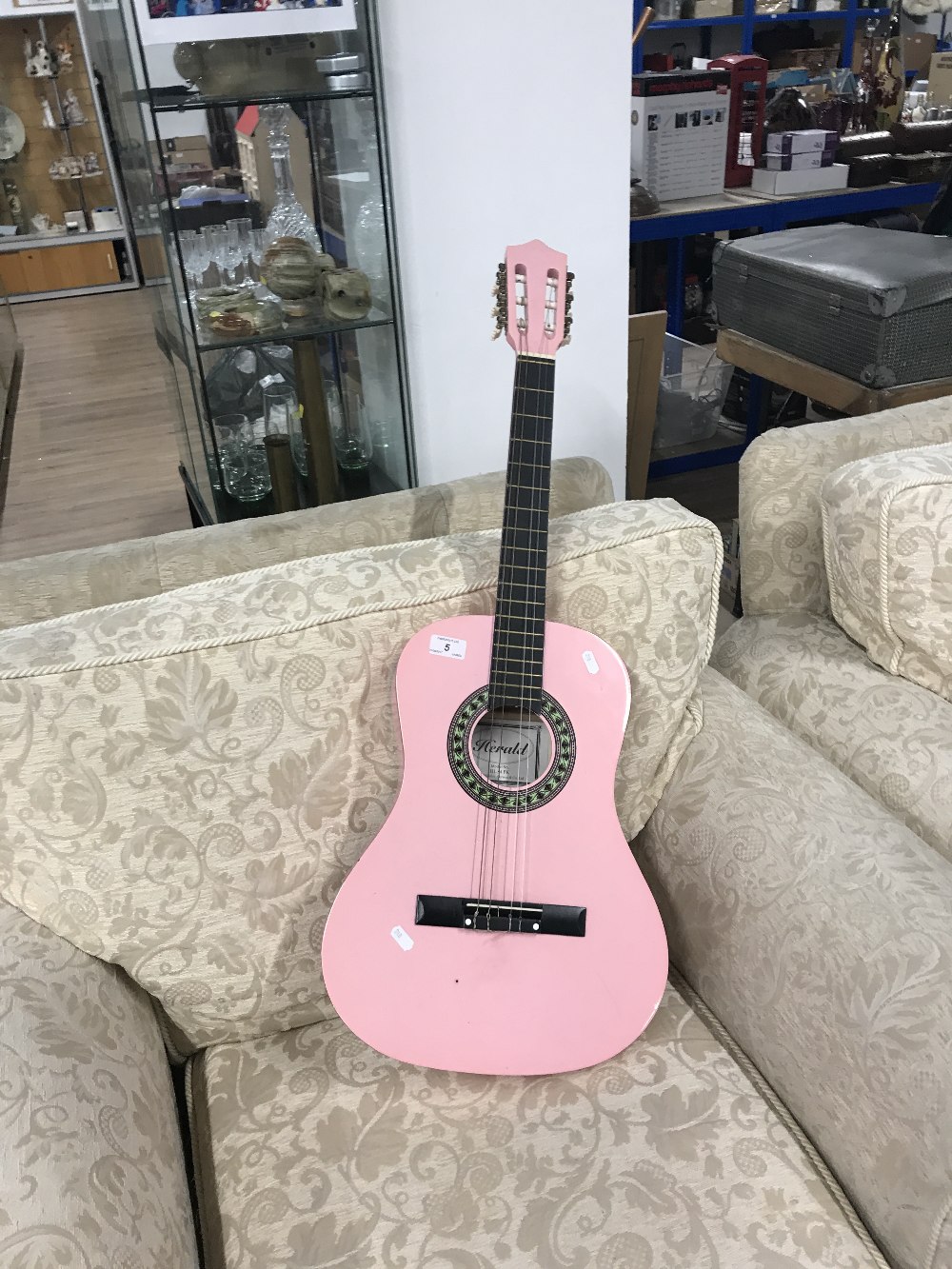 PINK GUITAR