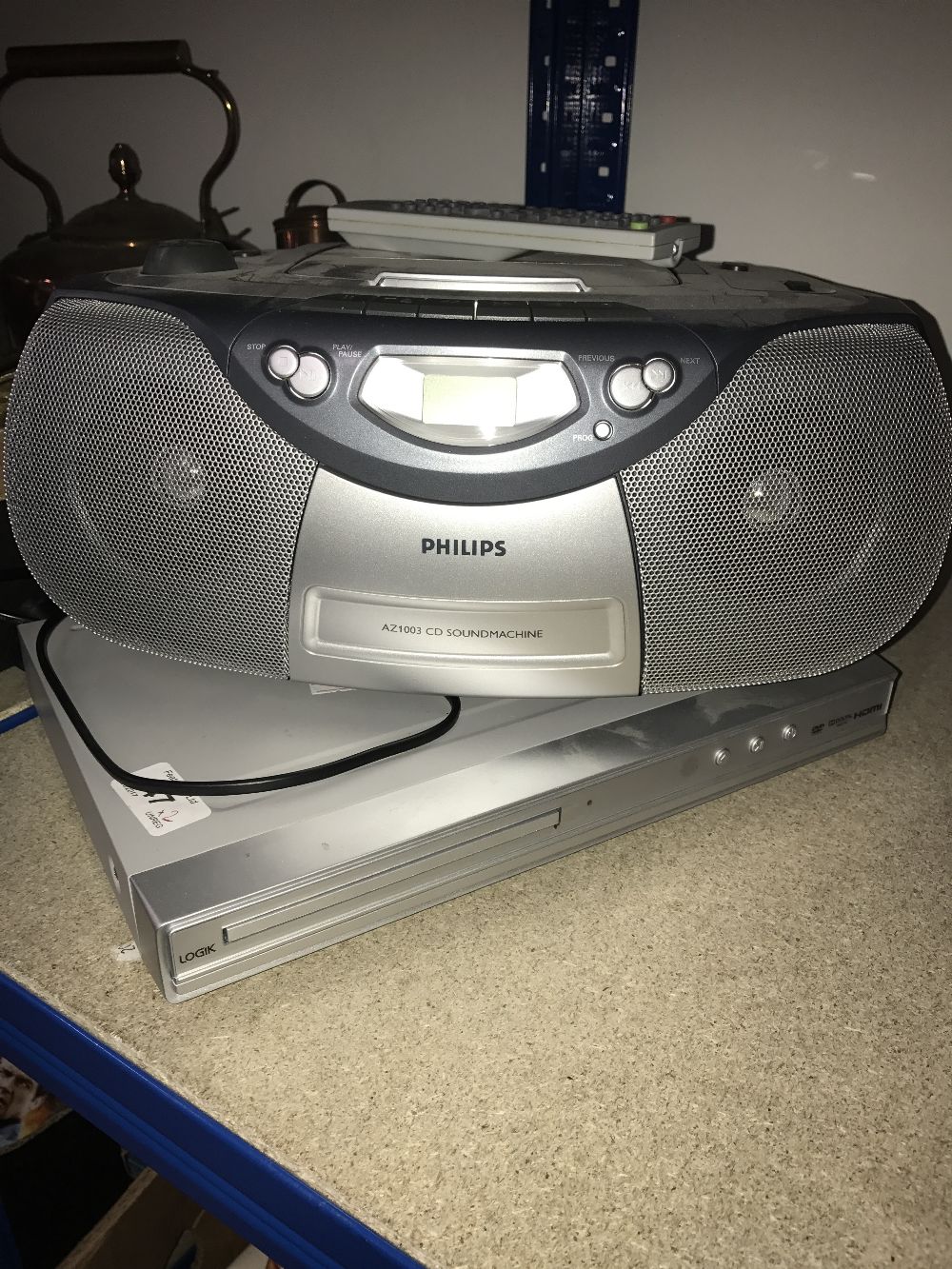 PHILIPS CD PLAYER & LOGIK DVD PLAYER