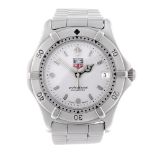 TAG HEUER - a gentleman's 2000 Series bracelet watch. Stainless steel case with calibrated bezel.