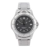 TAG HEUER - a gentleman's 4000 Series bracelet watch. Stainless steel case with calibrated bezel.