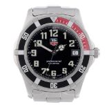 TAG HEUER - a gentleman's 2000 Series Sport bracelet watch. Stainless steel case with calibrated