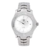 TAG HEUER - a gentleman's Link bracelet watch. Stainless steel case with calibrated bezel and