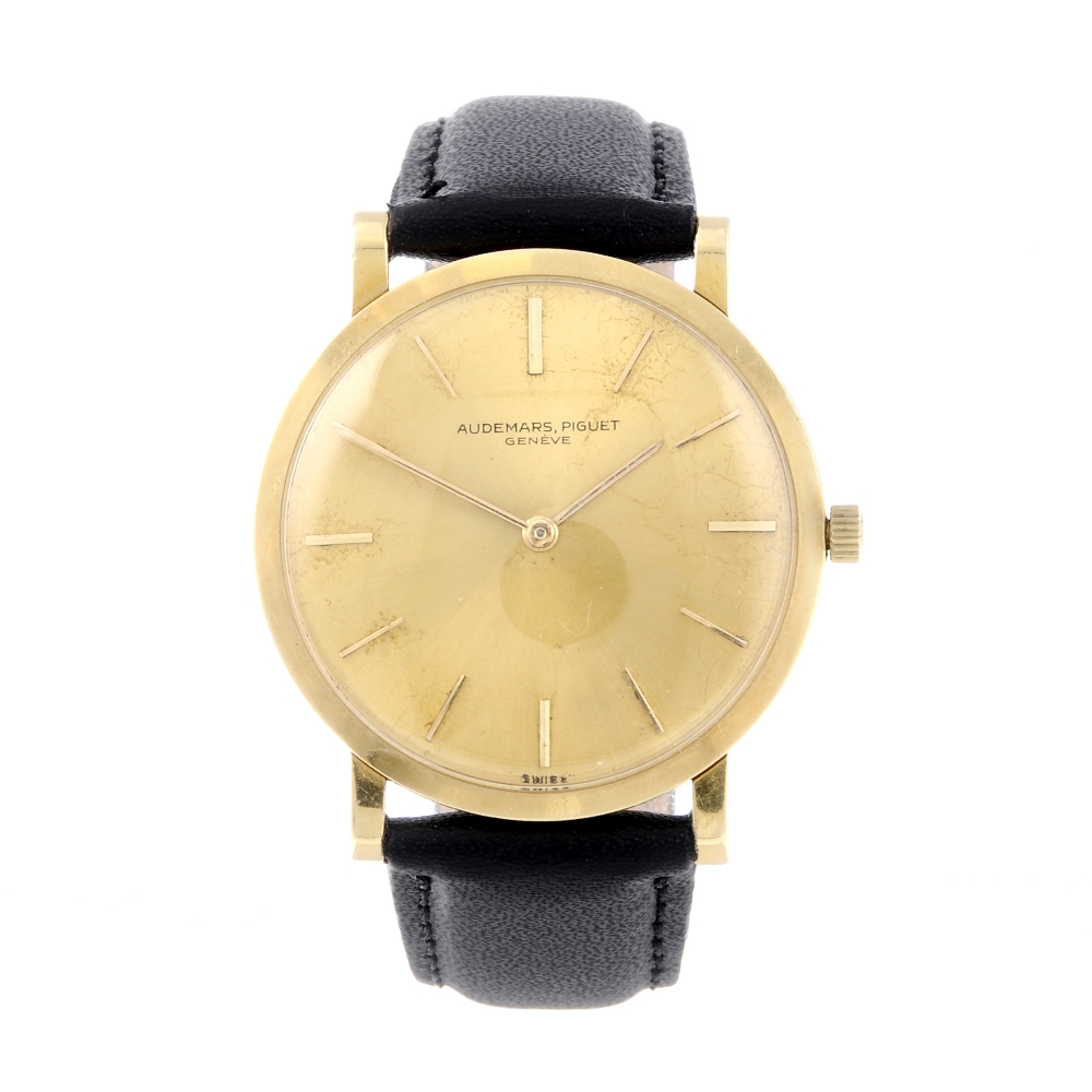 AUDEMARS PIGUET - a gentleman's wrist watch. Yellow metal case, stamped 18K with poincon. Numbered