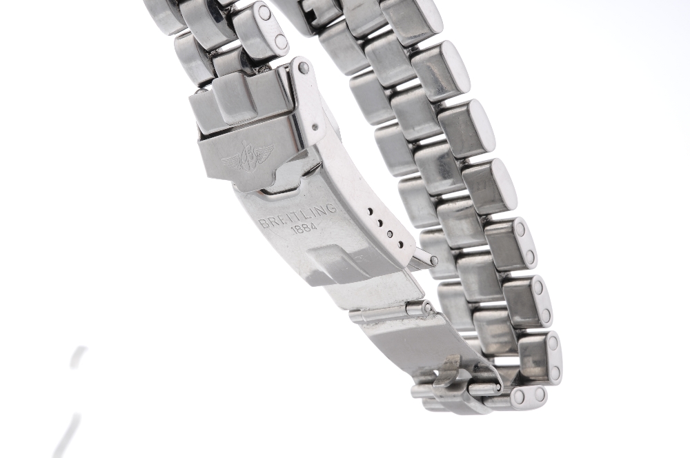 BREITLING - a gentleman's Aeromarine Intruder bracelet watch. Stainless steel case with calibrated - Image 4 of 4