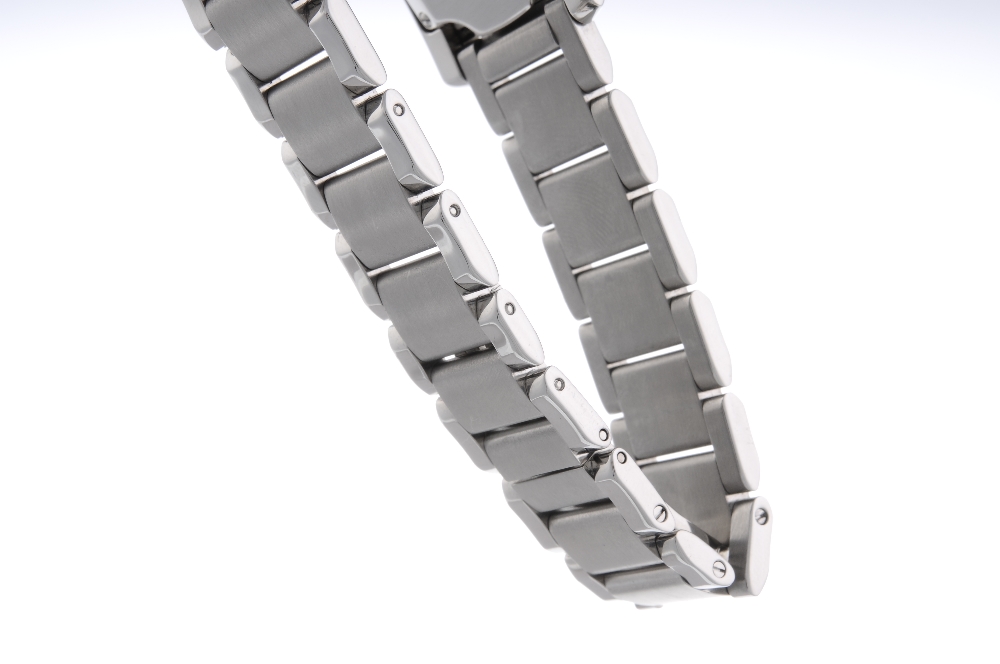 BAUME & MERCIER - a lady's Diamant bracelet watch. Stainless steel factory diamond set case. - Image 4 of 4