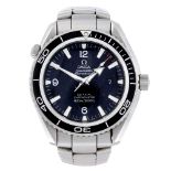 OMEGA - a gentleman's Seamaster Professional 600M Planet Ocean Co-Axial bracelet watch. Stainless