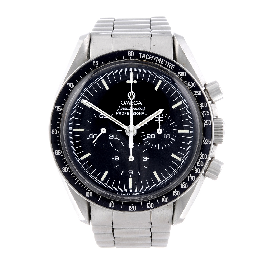 OMEGA - a gentleman's Speedmaster Professional chronograph bracelet watch. Stainless steel case with