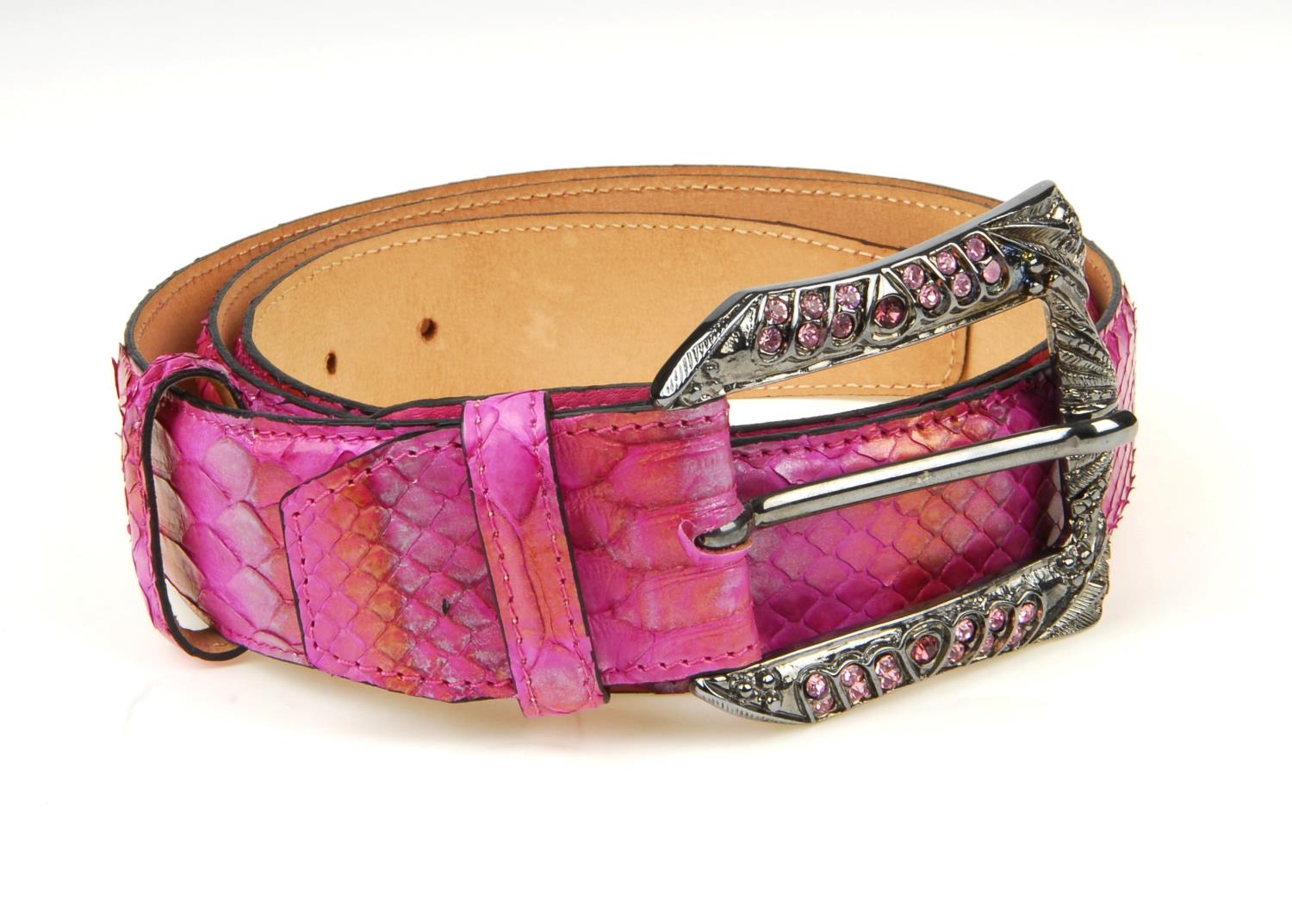 ELLIOT RHODES - a python skin belt. Crafted from pink python skin with subtle metallic detailing, - Bild 4 aus 9