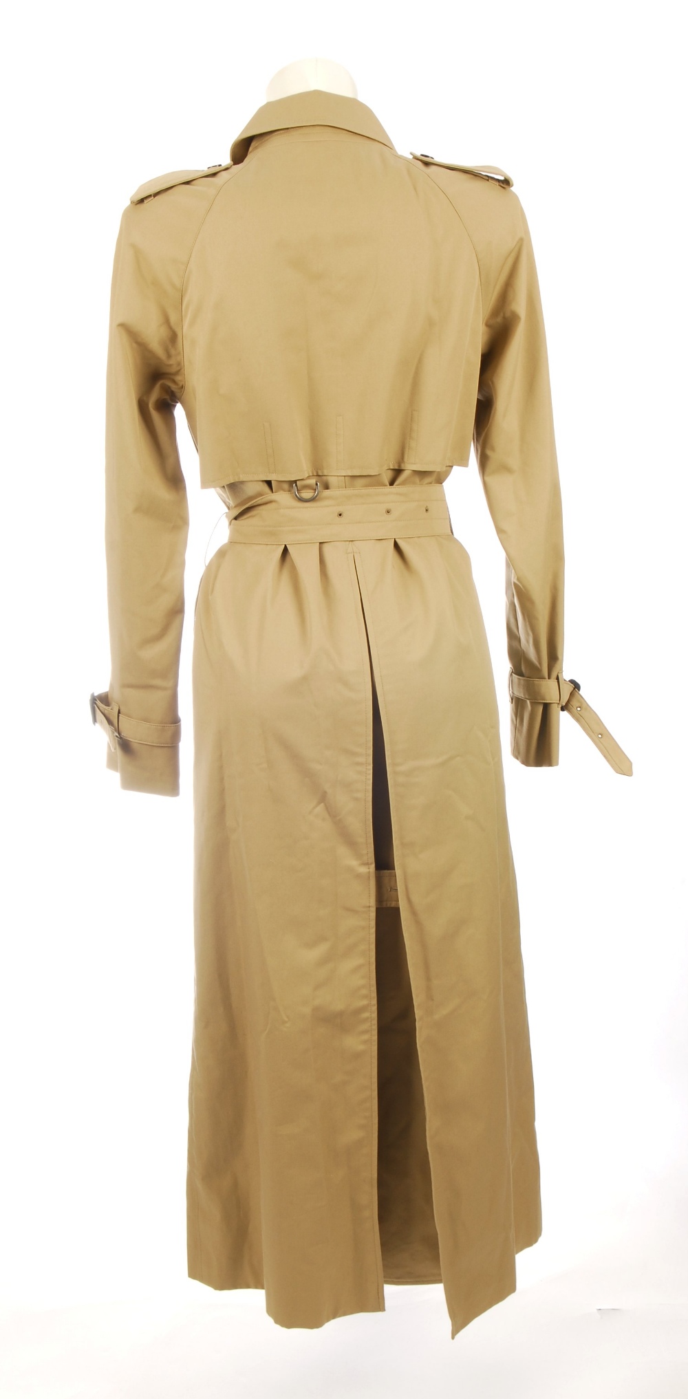 AQUASCUTUM - a woman's classic beige full-length trench coat. Designed with a notched lapel - Image 3 of 6