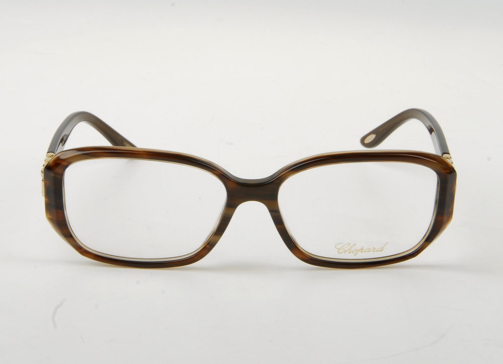 CHOPARD - a pair of glasses. Featuring rectangular shaped demo print lenses, with brown Havana - Bild 3 aus 7