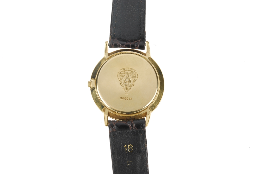 GUCCI - a gold plated quartz gentleman's 3000M wrist watch. The plain gold-tone dial, circular - Image 3 of 5