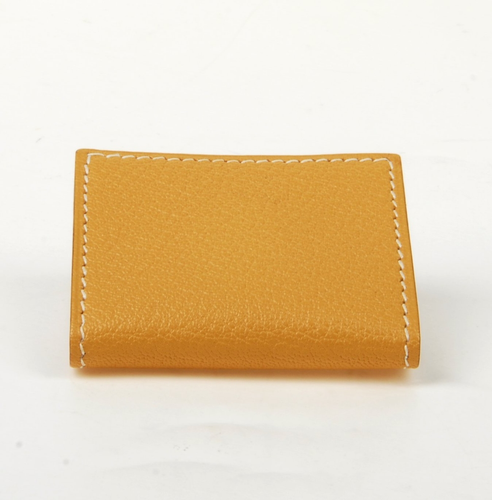 HERMÈS - a mini mustard yellow leather picture frame. Opening to two small picture frame windows. - Image 6 of 11