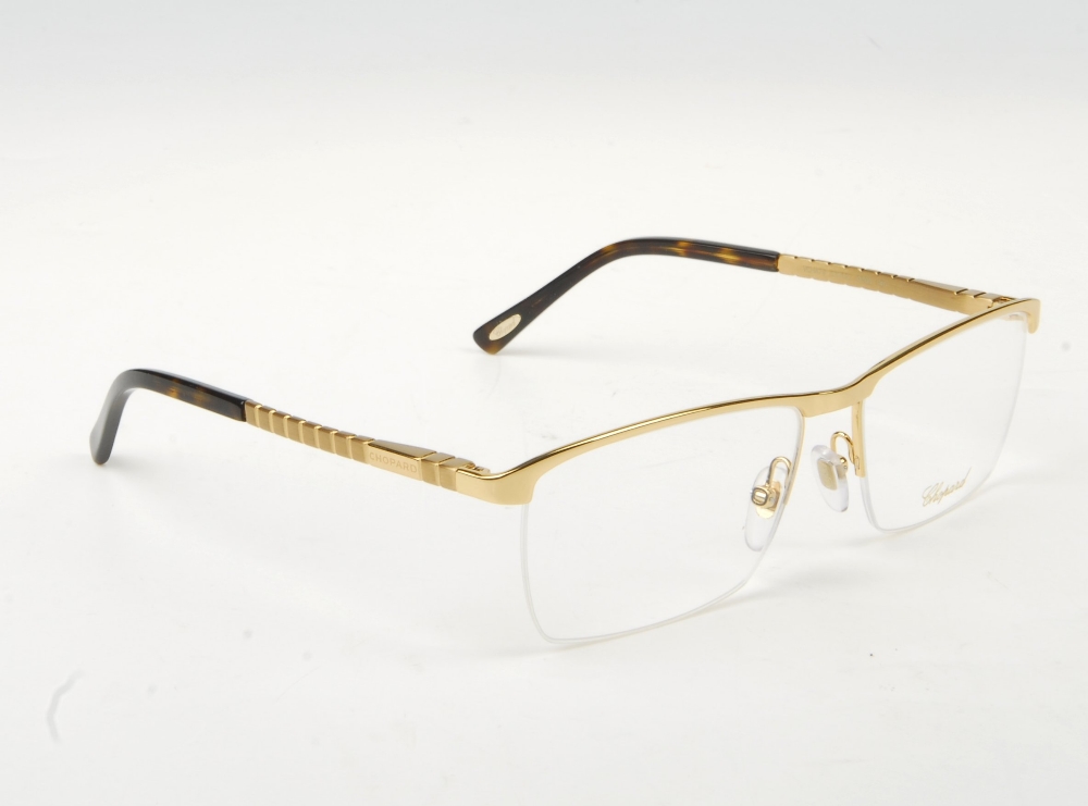 CHOPARD - a pair of semi-rimless glasses. Featuring semi-rimless demo print lenses, with gold-tone - Bild 4 aus 7