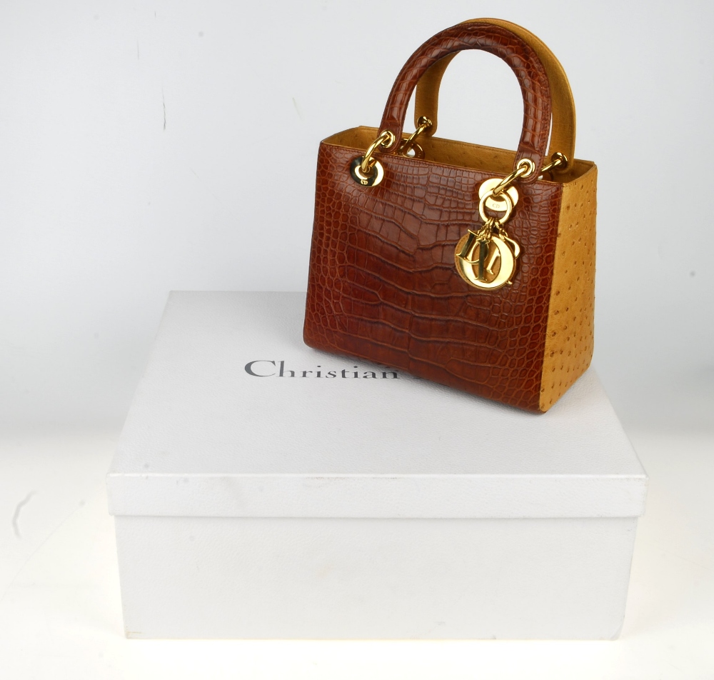 CHRISTIAN DIOR - a Bespoke Lady Dior crocodile and ostrich handbag. A unique custom order handbag, - Bild 6 aus 19