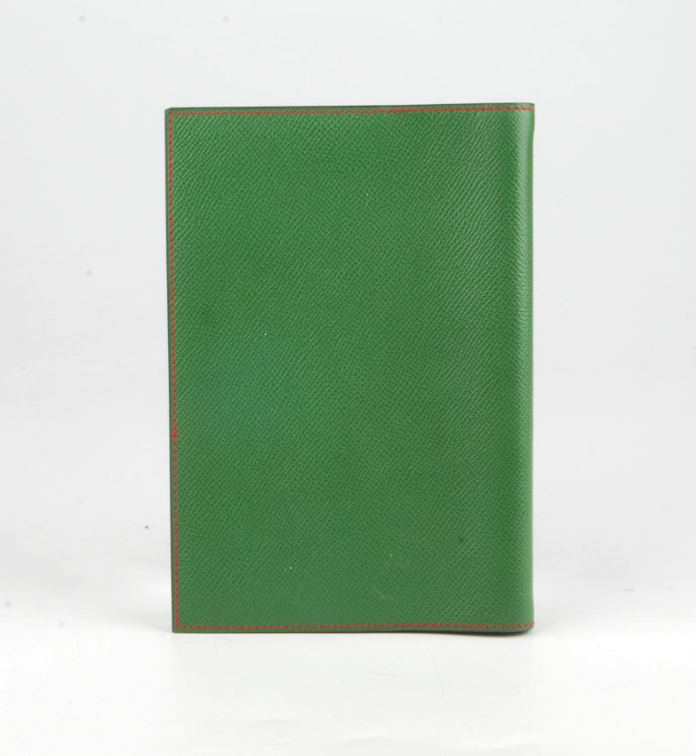HERMÈS - a two-tone agenda dairy cover. Designed with a green leather exterior and contrasting red - Image 3 of 3