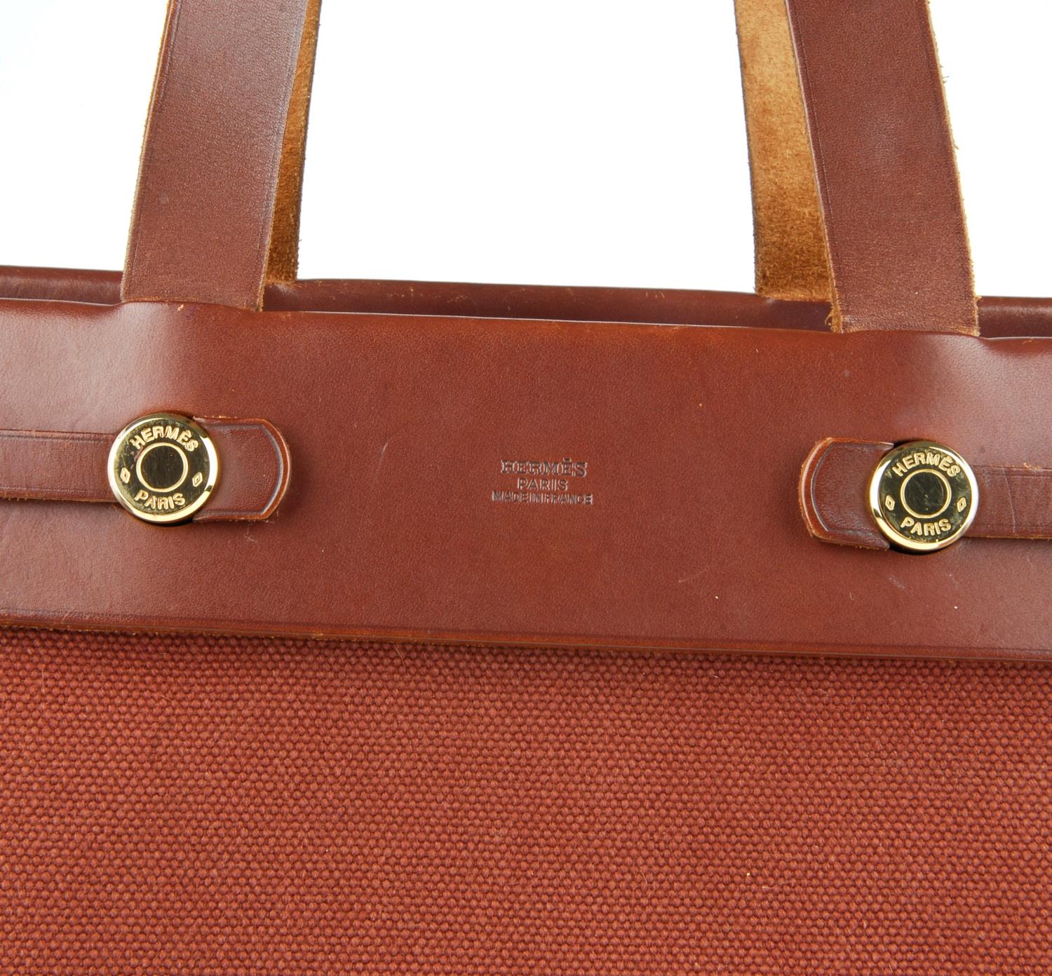 HERMÈS - a toile 2-in-1 Herbag Cabas MM handbag. A versatile bag, designed as two bags in one with - Image 2 of 6