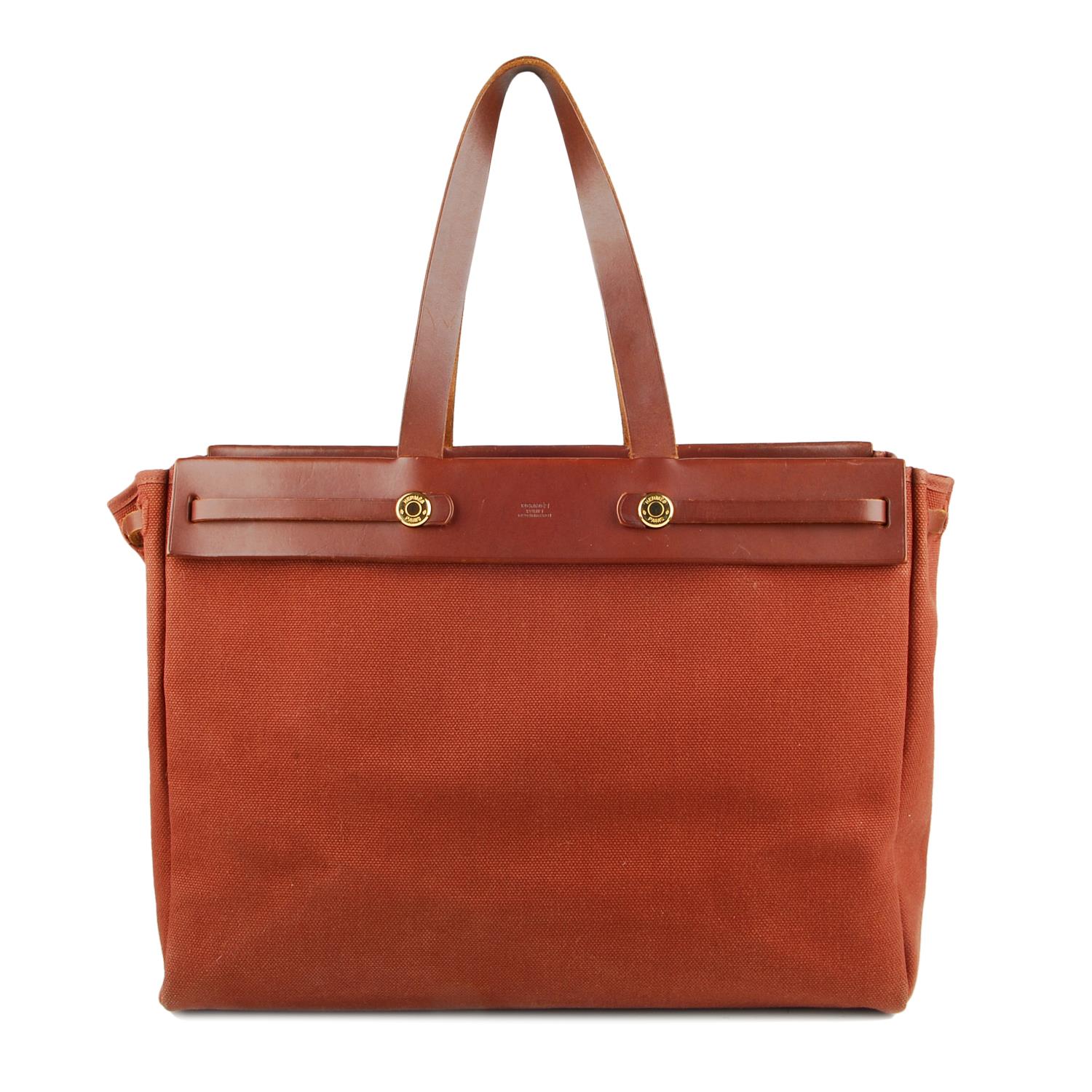 HERMÈS - a toile 2-in-1 Herbag Cabas MM handbag. A versatile bag, designed as two bags in one with