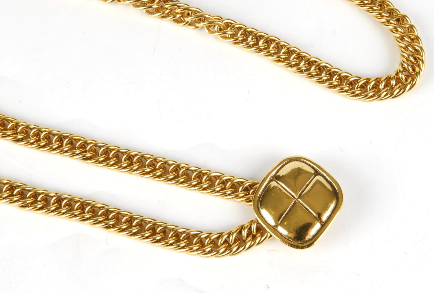 CHANEL - a chain belt. Featuring a gold-tone chain with a second draped chain, two large - Image 3 of 3