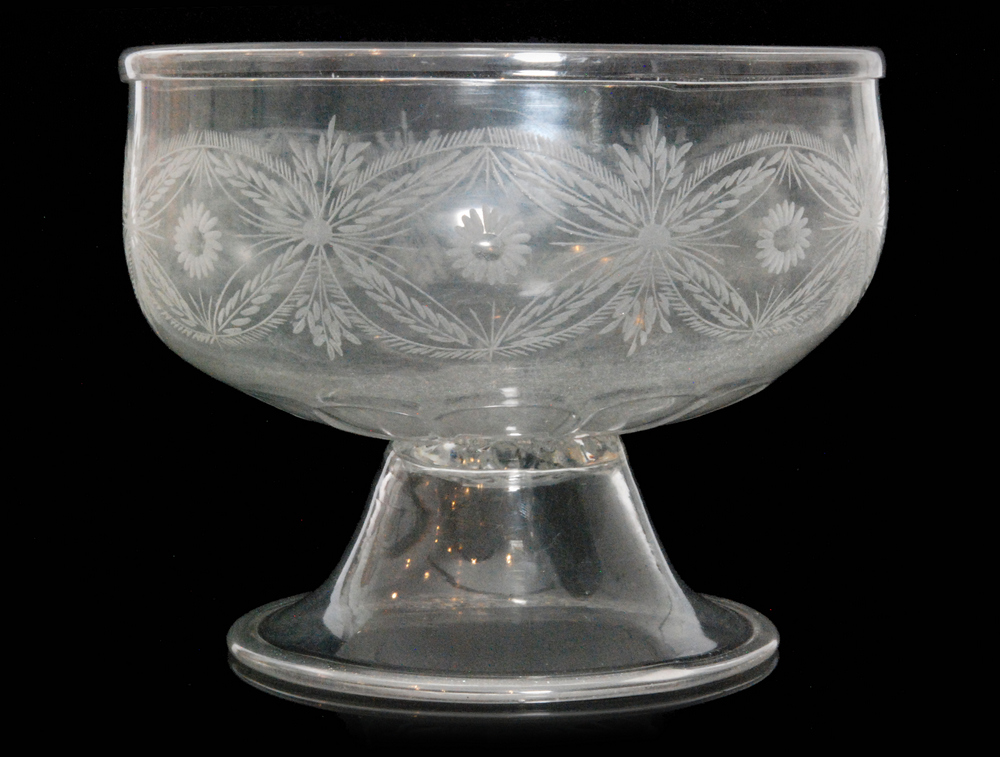 A late 17th Century Venetian glass pedestal bowl,