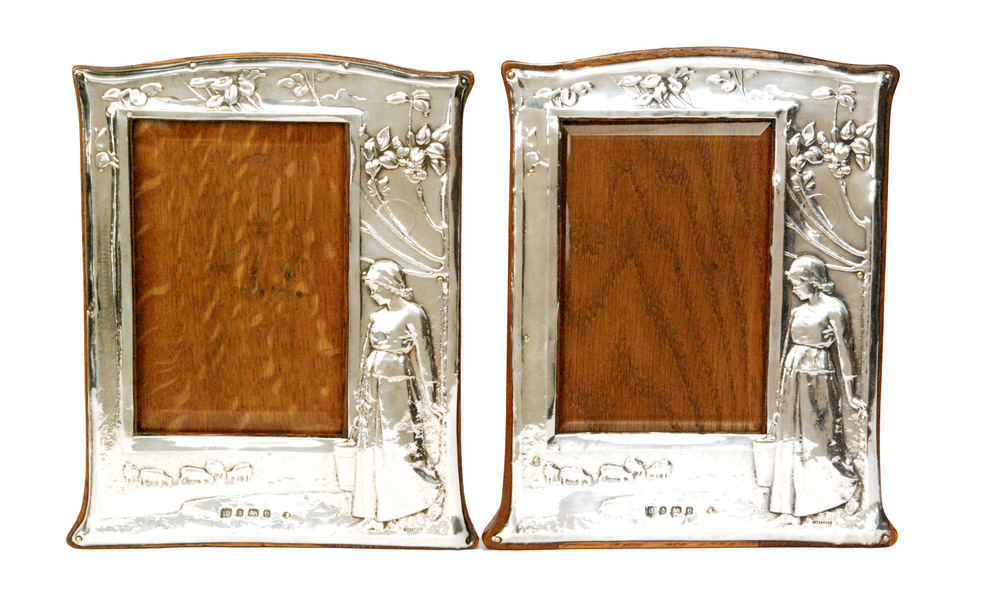 Charles Green & Co Ltd - A pair of hallmarked silver rectangular easel photograph frames each