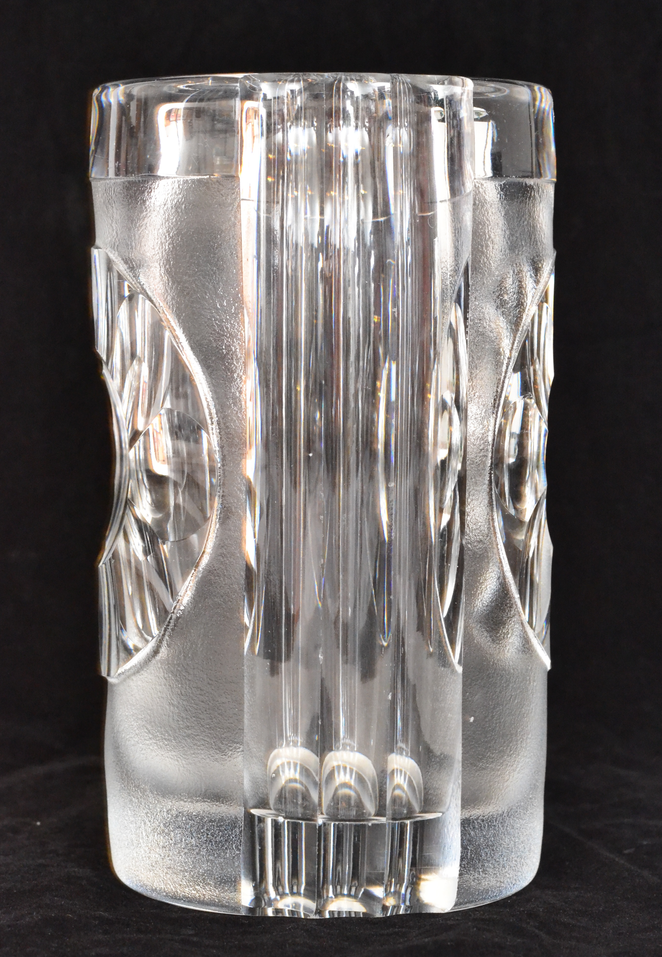 Bertil Vallien - Boda Afors - A clear crystal glass vase of cylindrical form with a deep wall cut