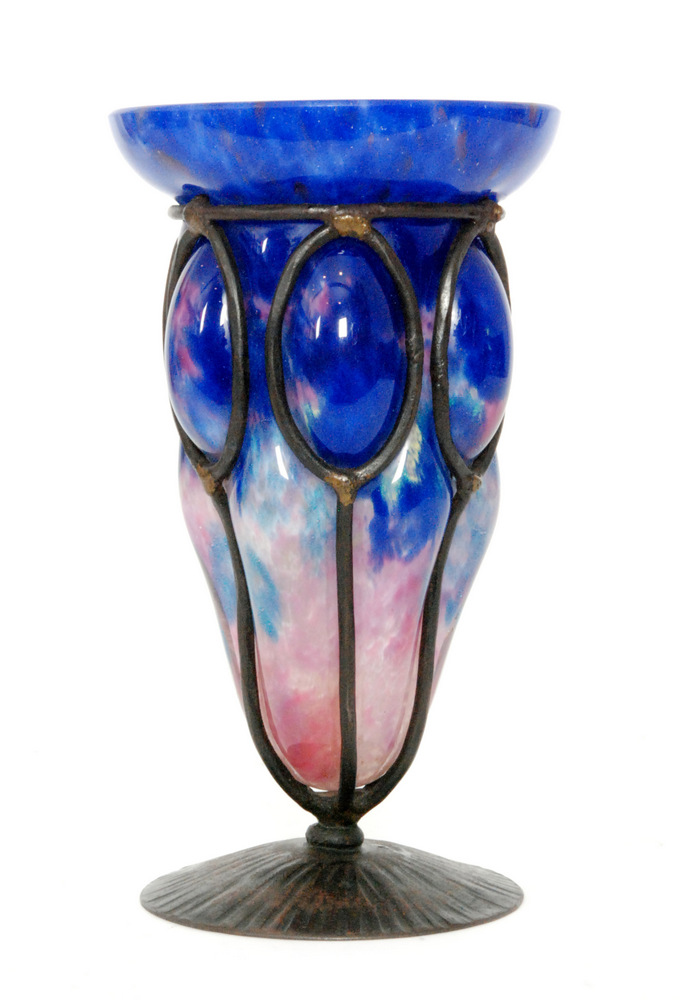 Schneider - A 1930s glass vase flared form in a graduated blue to pink mottling,