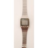 Seiko - A 1980s Japanese gentleman's stainless steel UW02-0010 Memo Diary digital LCD wrist watch,