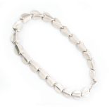 Unknown - A 1960s Danish Sterling silver necklace in the manner of Siersbol formed of twenty one