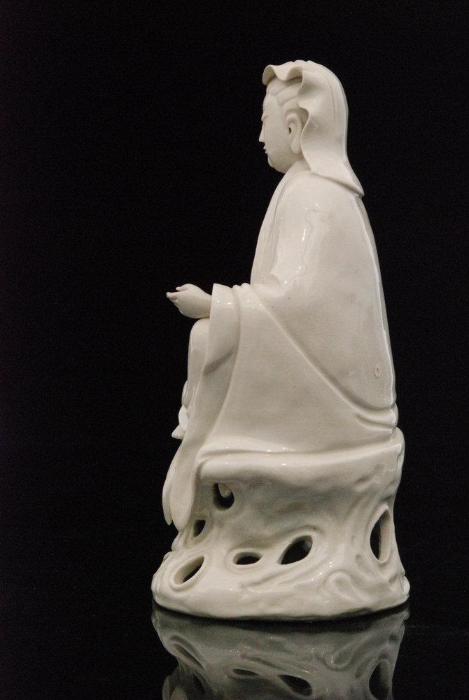 A Ching Dynasty 19th Century Chinese blanc de china Guanyin, - Image 5 of 14