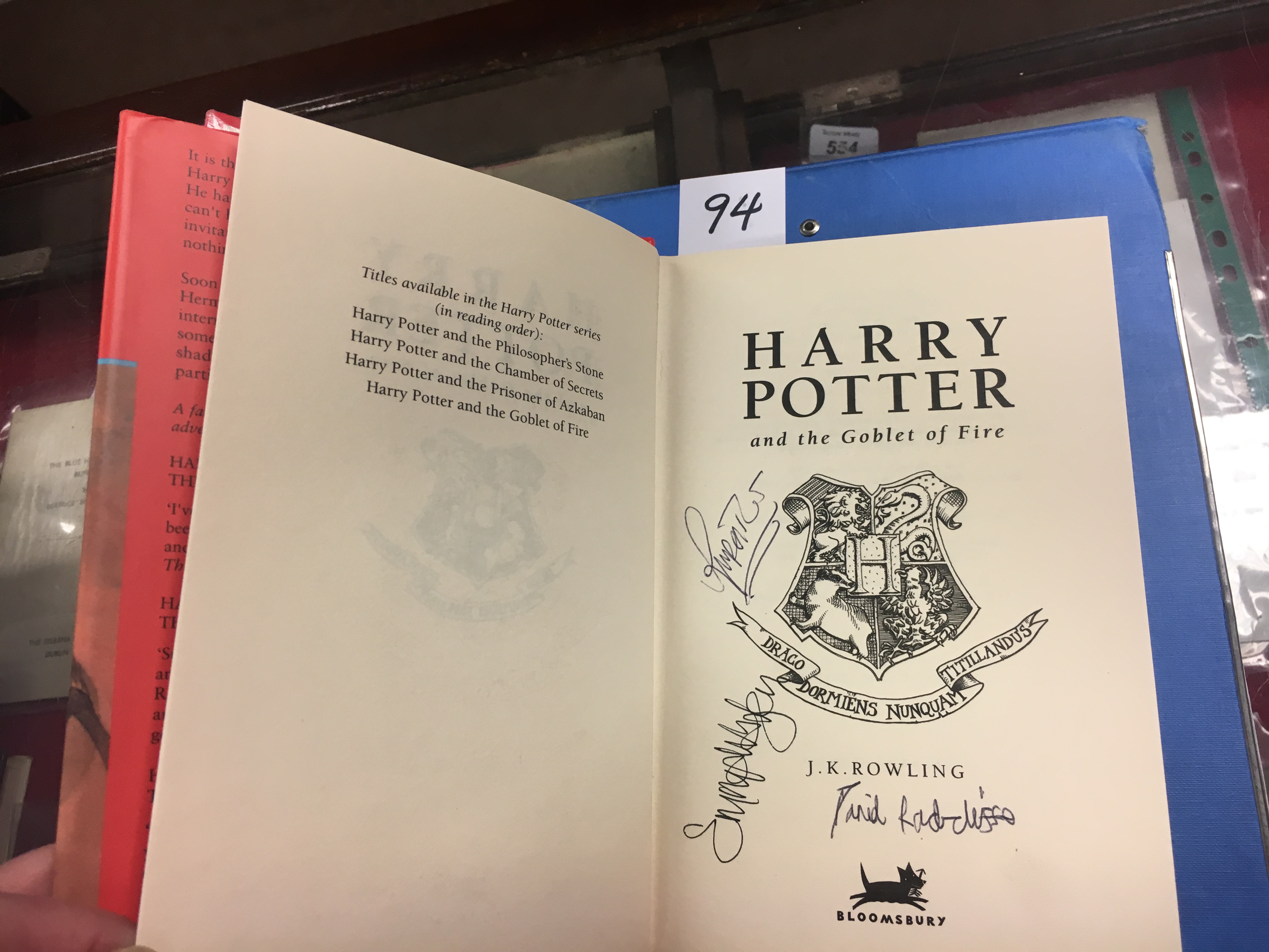 Signed by The Harry Potter Cast Rowling (J.K.) Harry Potter & The Philosophers Stone, 8vo L. - Image 6 of 14