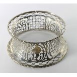 An antique Irish pierced silver Dish Ring, with gadroon rims, approx.