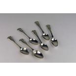A fine set of 6 Irish George IV silver Kings pattern Tea Spoons, Dublin c.