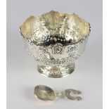 An attractive small Irish silver Sugar Bowl, decorated in the Adams style, Dublin c. 1930, approx.