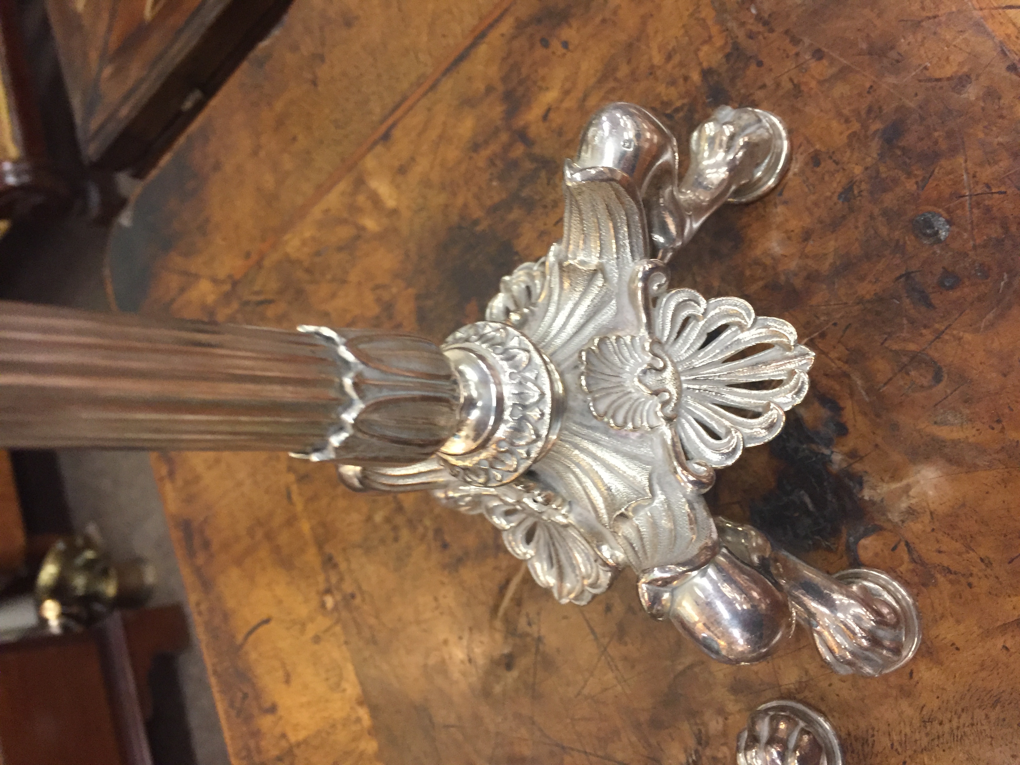 A pair of heavy Georgian style silver plated Candlesticks, by Elkington & Co. - Image 7 of 11