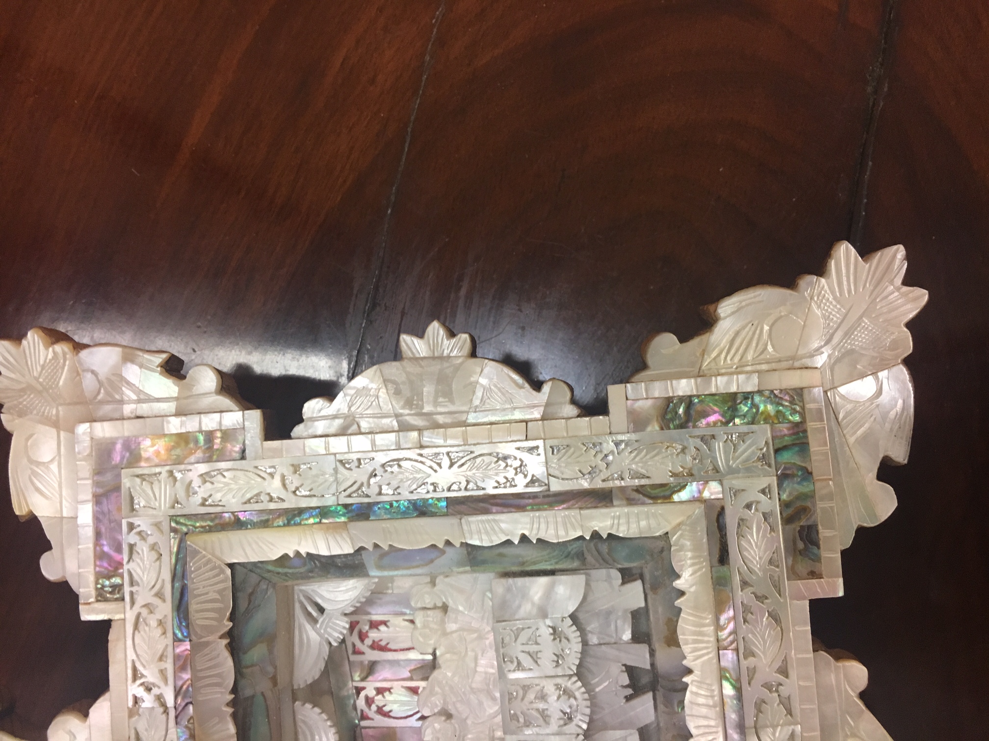 A rare and unusual Continental mother-o-pearl diorama depicting The Last Supper, - Image 3 of 8
