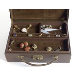 Jewellery: A good collection of Jewellery, mostly gold, including small ladies Watch,