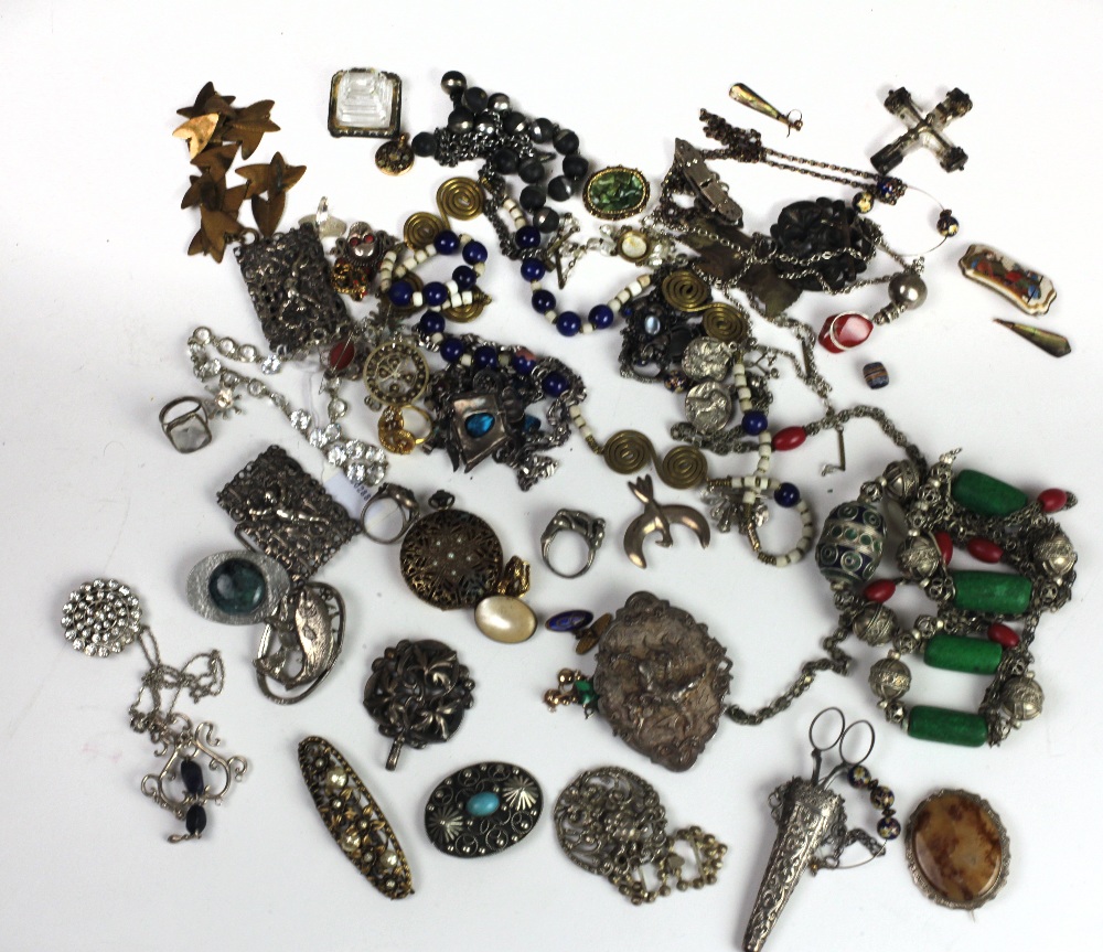 Jewellery: A box file containing numerous items of jewellery, mostly late 19th Century,