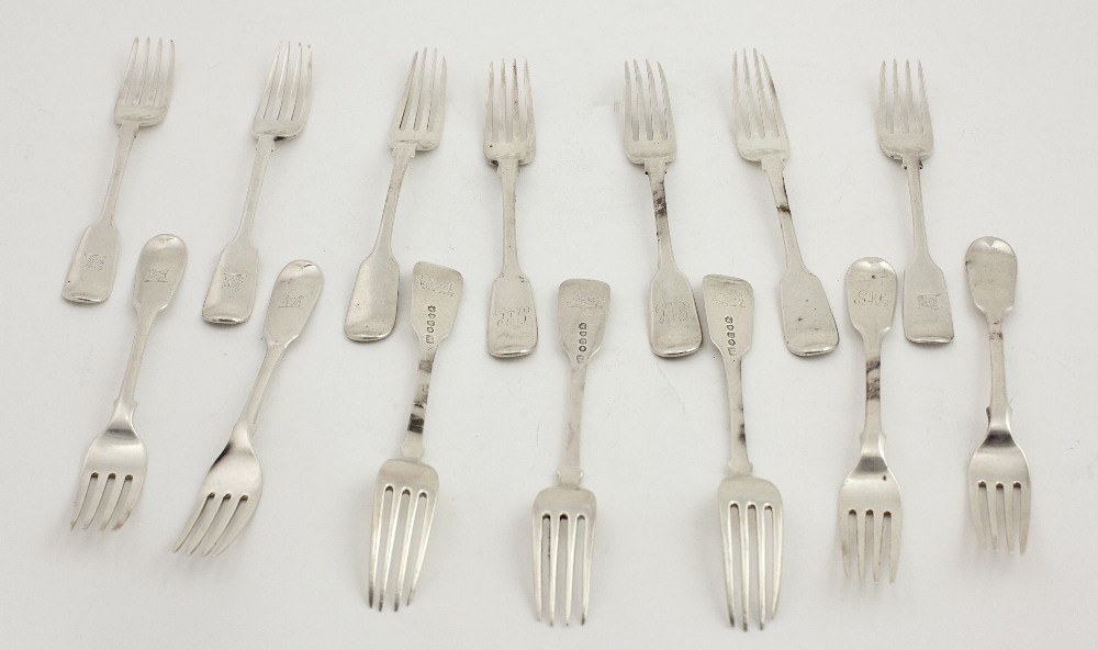 A set of 6 William IV English silver Tea Forks, a set of 5 similar ditto, plus 3 others similar,